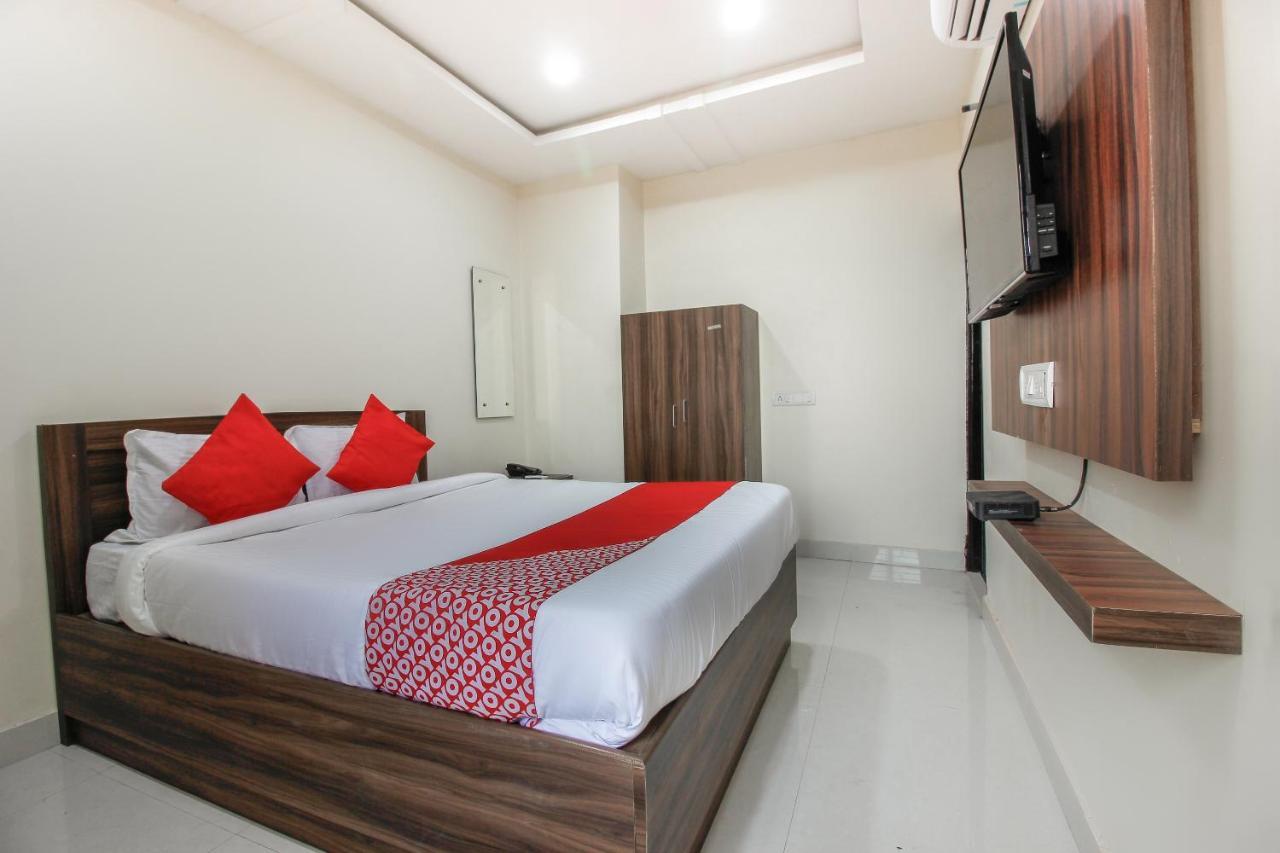 Hotel OYO 66942 Venus Residency Lalaguda Exterior foto